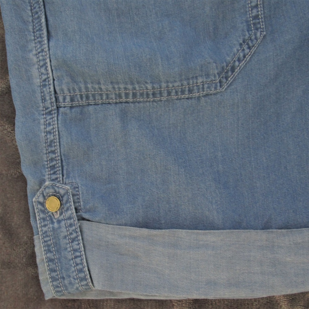 NWT Ivanka Trump Blue Chambray Denim Cuffed Shorts - Picture 3 of 5